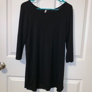 Black Piko Top